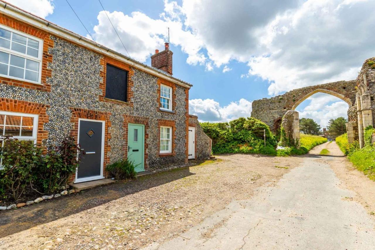 Abbey Farm Cottages Bacton  Εξωτερικό φωτογραφία